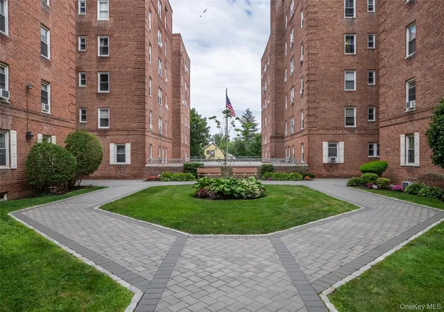 3rd image of 60 Locust Ave #A-609, New Rochelle, NY 10801 | MLS# 1034721