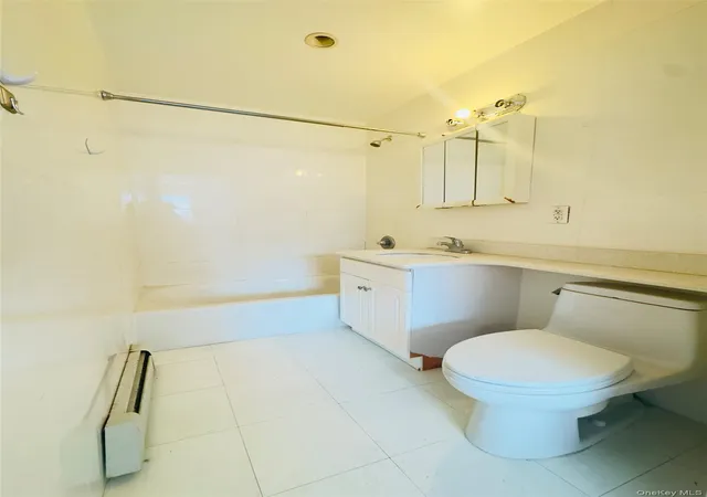 Listing Photo 4 - Condo for sale in building located at 14228 37th Ave, New York, NY 11354 - Unit #3D