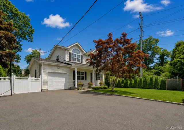 Photo 3 of Sale Pending at 105 Harrison Ave, Brookhaven, NY 11764 | MLS# 1034743 | Listing updated on 2026-08-28