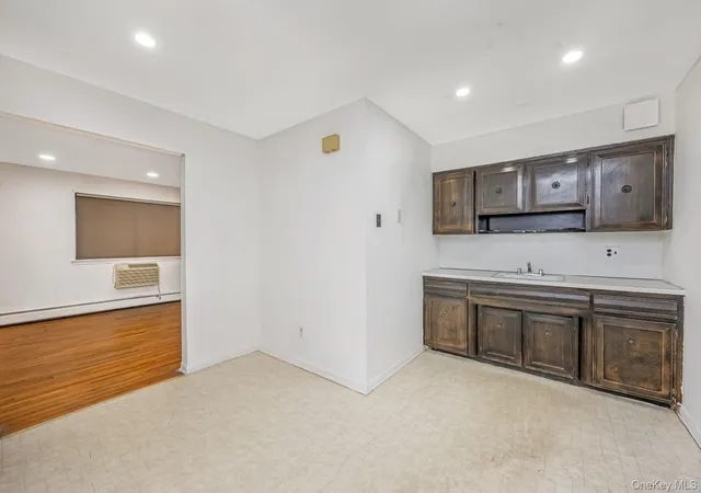 Photo 3 of Sale Pending at 58 30 75th Street, New York, NY 11379 | MLS# 1034758 | Listing updated on 2026-10-06