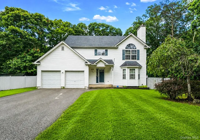 Photo 1 of Sale Pending at 133 Cumberland St, Brookhaven, NY 11950 | MLS# 1034766 | Listing updated on 2026-08-29