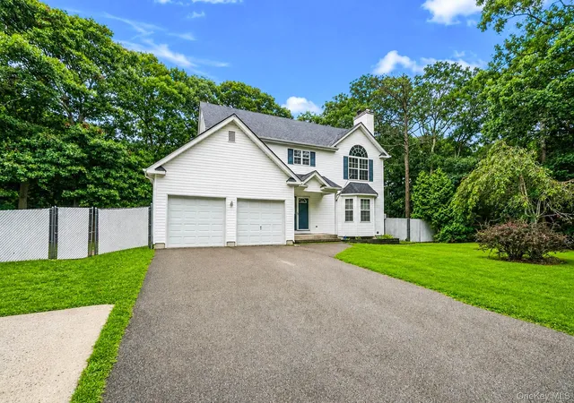 Photo 2 of Sale Pending at 133 Cumberland St, Brookhaven, NY 11950 | MLS# 1034766 | Listing updated on 2026-08-29