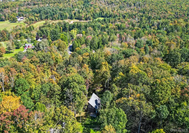 Photo 2 of Single family home for sale at 3 Rennison Rd, Neversink, NY 12740 | MLS# 1034768 | Listing updated on 2026-09-28