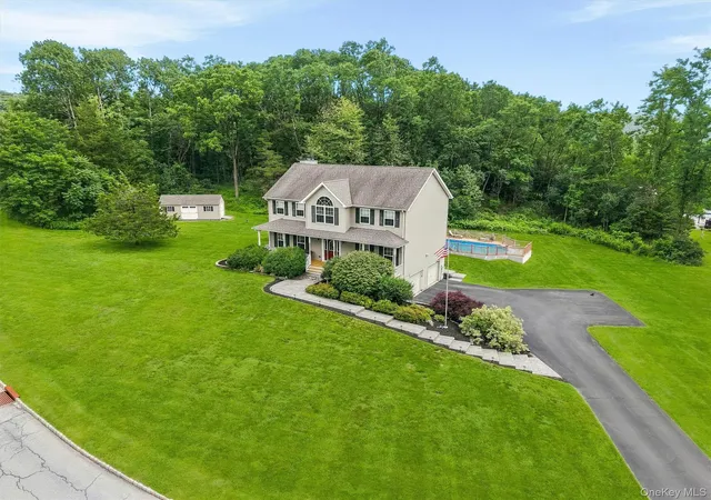 3rd image of 3 Garnett Hill Rd, Blooming Grove, NY 10918 | MLS# 1034771