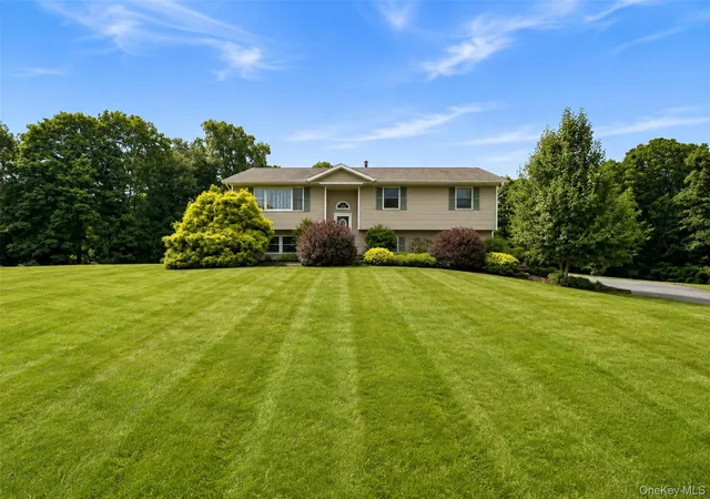 Photo 3 of Single family home for sale at 13 James Wilkinson Rd, New Windsor, NY 12575 | MLS# 1034804 | Listing updated on 2026-10-07