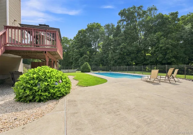 Photo 4 of Single family home for sale at 13 James Wilkinson Rd, New Windsor, NY 12575 | MLS# 1034804 | Listing updated on 2026-10-07