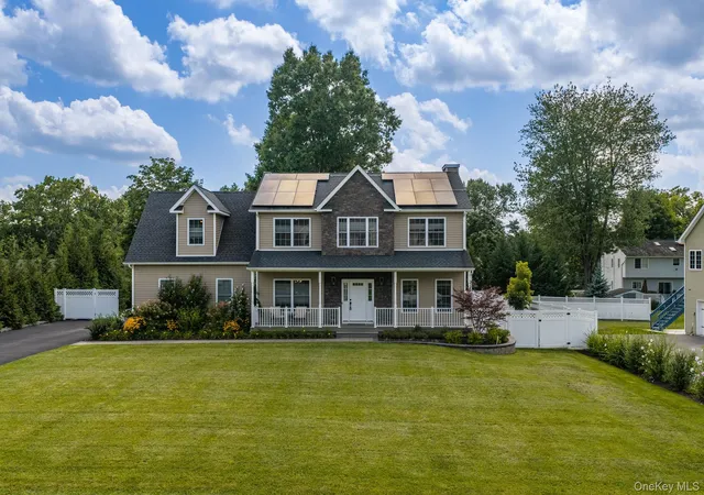 Photo 3 of Single family home for sale at 14 Robalene Dr, Goshen, NY 10924 | MLS# 1034805 | Listing updated on 2026-08-22