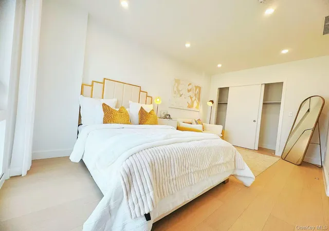 Photo 1 of Condo for sale at 150-02 Northern Blvd #6F, New York, NY 11354 | MLS# 1034826 | Listing updated on 2026-10-21