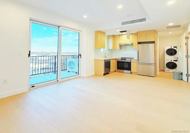 Photo 4 of Condo for sale at 150-02 Northern Blvd #6F, New York, NY 11354 | MLS# 1034826 | Listing updated on 2026-10-21