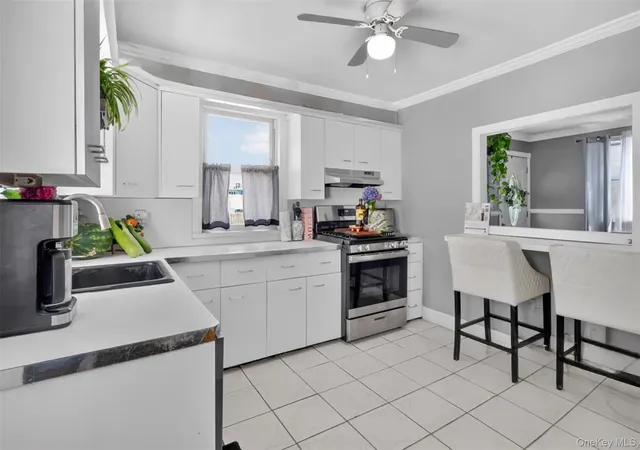 Photo 5 of Single family home for sale at 1069 Phoebe St, Hempstead, NY 11010 | MLS# 1034827 | Listing updated on 2026-09-03