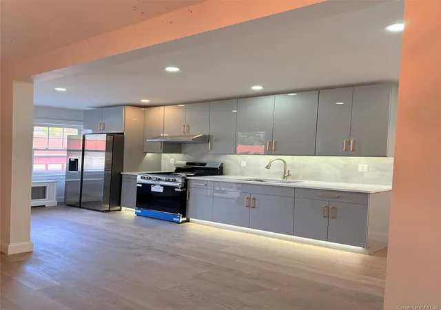 Photo 4 of Single family home for sale at 4709 188th Street, New York, NY 11358 | MLS# 1034829 | Listing updated on 2026-08-16