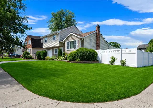 Photo 3 of Sale Pending at 2 Gould Dr, Brookhaven, NY 11755 | MLS# 1034839 | Listing updated on 2026-09-03