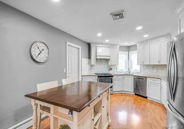 Photo 5 of Sale Pending at 2 Gould Dr, Brookhaven, NY 11755 | MLS# 1034839 | Listing updated on 2026-09-03