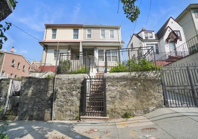 27th image of 2272 Sedgwick Ave, New York, NY 10468 | MLS# 1034863