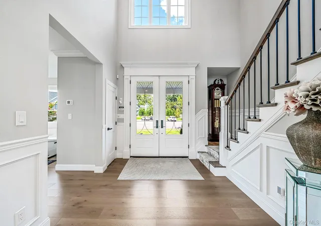 Photo 3 of Sale Pending at 53 Southview Cir, Brookhaven, NY 11755 | MLS# 1034871 | Listing updated on 2026-08-31