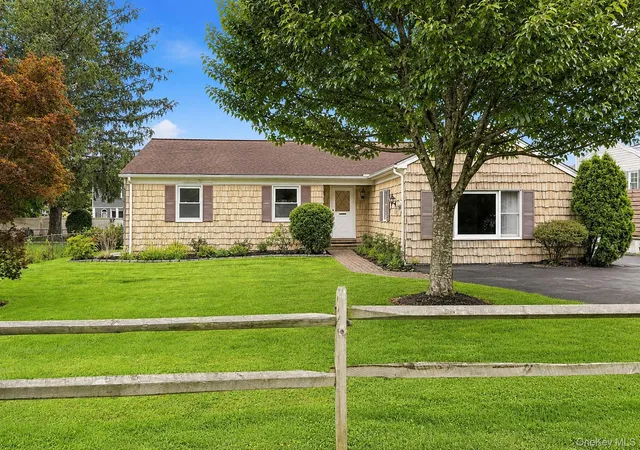 Photo 1 of Sale Pending at 263 Willis Ave, Mount Pleasant, NY 10532 | MLS# 1034882 | Listing updated on 2026-09-23