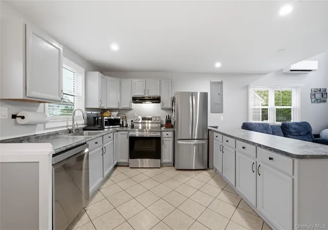Photo 3 of Sale Pending at 24 Peters Dr, Brookhaven, NY 11967 | MLS# 1034887 | Listing updated on 2026-08-22