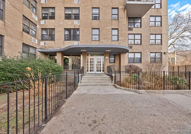 Photo 1 of Condo for sale at 1966 Newbold Ave #709, New York, NY 10472 | MLS# 1034902 | Listing updated on 2026-08-27