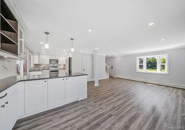 Photo 4 of Sale Pending at 457 Peconic St, Islip, NY 11779 | MLS# 1034912 | Listing updated on 2026-08-22