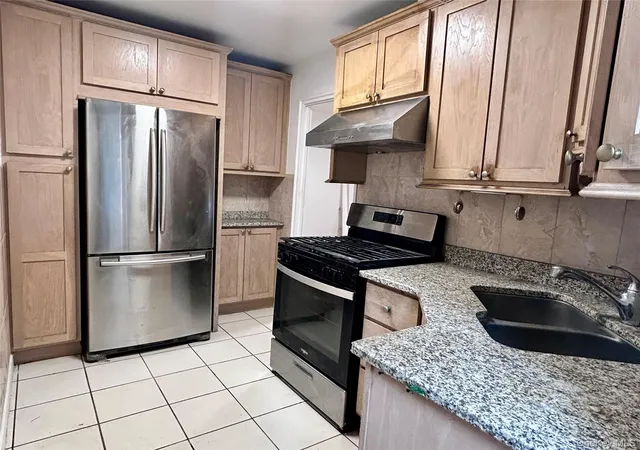 Photo 2 of Condo for sale at 3326 82nd Street #1C, New York, NY 11372 | MLS# 1034931 | Listing updated on 2026-08-05