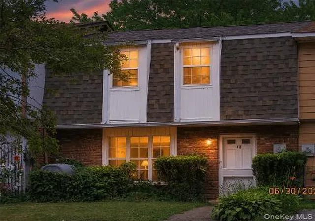 1st image of 18 Black Stallion Ct, Middletown, NY 10940 | MLS# 1034935