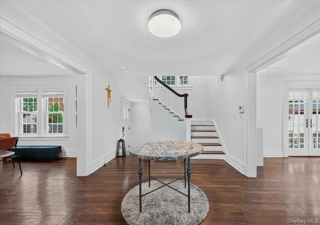 4th image of 1 Wellington Ave, New Rochelle, NY 10804 | MLS# 1034952