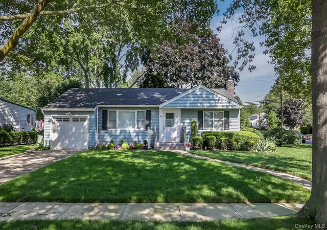 Photo 1 of Sale Pending at 38 Linwood Ave, Oyster Bay, NY 11735 | MLS# 1034968 | Listing updated on 2026-08-26