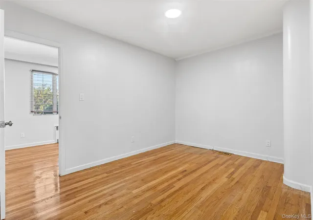 20th image of 336 Scranton Ave, Hempstead, NY 11563 | MLS# 1034969