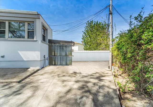 Photo 4 of House for sale at 157-59 19th Avenue, New York, NY 11357 | MLS# 1034983 | Listing updated on 2026-08-13