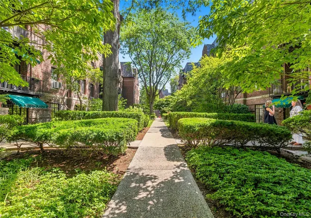 Photo 2 of Condo for sale at 20 N Broadway #B-305, White Plains, NY 10601 | MLS# 1034993 | Listing updated on 2026-08-26