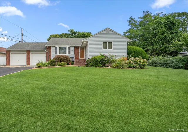 Photo 1 of Sale Pending at 1451 Seamans Neck Rd, Hempstead, NY 11783 | MLS# 1034995 | Listing updated on 2026-08-26