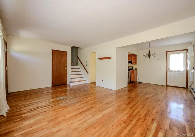 Photo 2 of Sale Pending at 87 Central Park Rd, Oyster Bay, NY 11803 | MLS# 1034997 | Listing updated on 2026-08-26