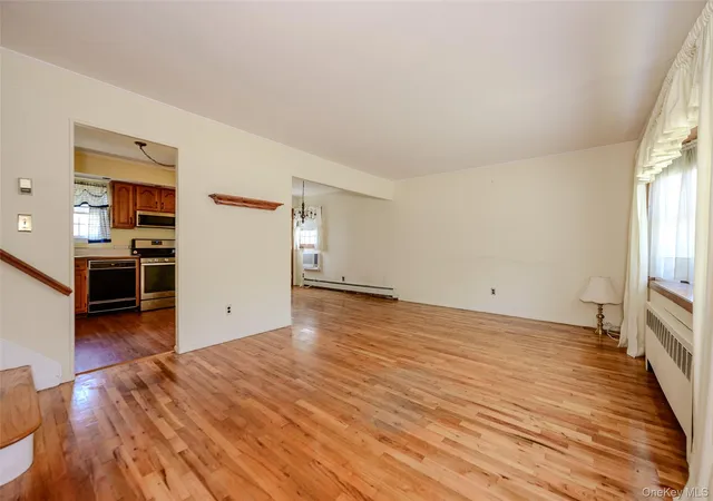 Photo 3 of Sale Pending at 87 Central Park Rd, Oyster Bay, NY 11803 | MLS# 1034997 | Listing updated on 2026-08-26