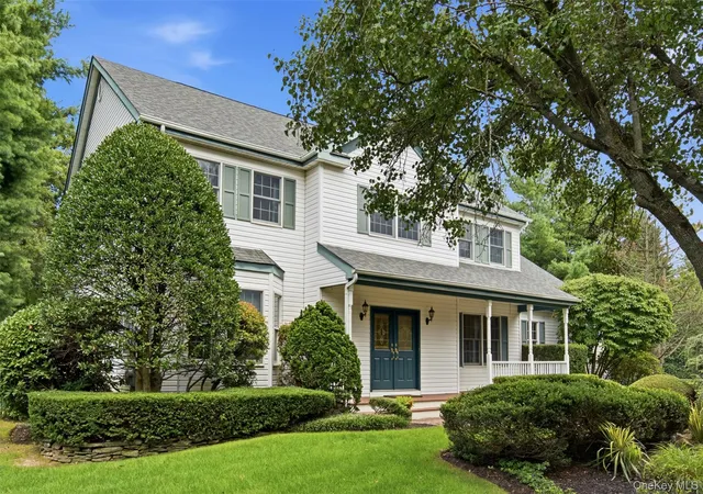 Photo 2 of Sale Pending at 14 Dupont Ct, Huntington, NY 11746 | MLS# 1034999 | Listing updated on 2026-08-19
