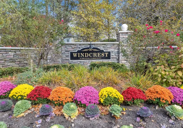 Photo 2 of Sale Pending at 26 Scarborough Dr, Smithtown, NY 11787 | MLS# 1035010 | Listing updated on 2026-10-05