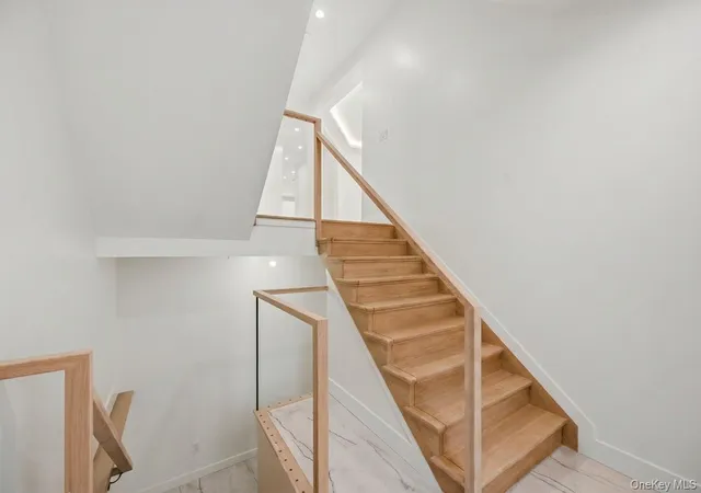 Photo 4 of Condo for sale at 27 Ewing Ave #201, Ramapo, NY 10977 | MLS# 1035038 | Listing updated on 2026-09-06