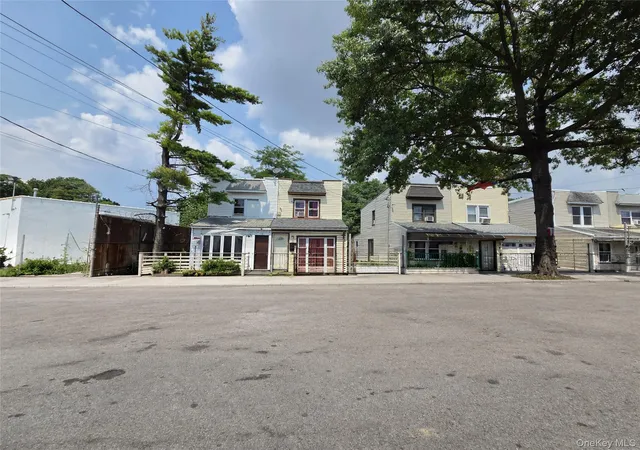 Photo 1 of Single family home for sale at 15 Preston Ct, New York, NY 11234 | MLS# 1035042 | Listing updated on 2026-08-27