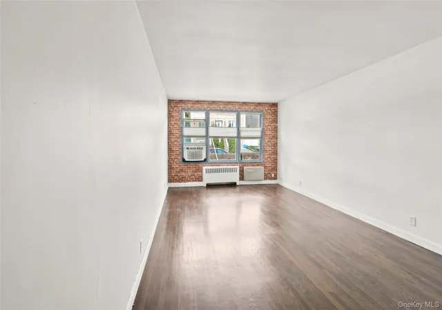 Listing Photo 5 - Condo for sale in building located at 836 Palisade Ave, Yonkers, NY 10701 - Unit #A