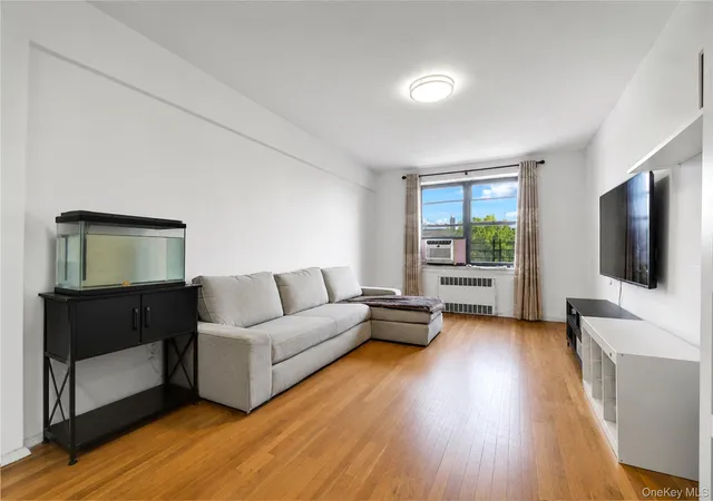 Photo 2 of Condo for sale at 25 40 Union St #4E, New York, NY 11354 | MLS# 1035061 | Listing updated on 2026-08-06