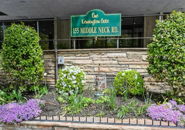 2nd image of 1 Kensington Gate #211, North Hempstead, NY 11021 | MLS# 1035065