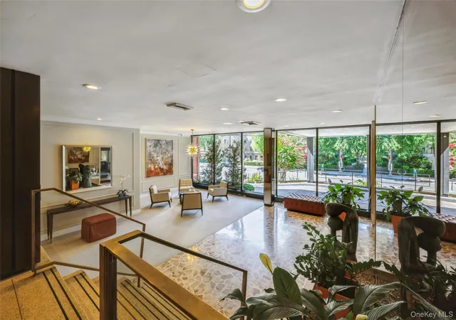 4th image of 1 Kensington Gate #211, North Hempstead, NY 11021 | MLS# 1035065