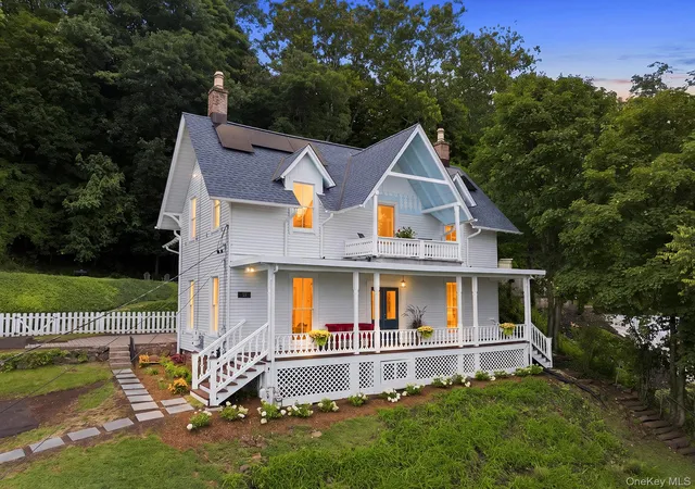 Photo 1 of Sale Pending at 75 River Rd, Orangetown, NY 10960 | MLS# 1035077 | Listing updated on 2026-09-22