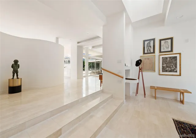 Photo 3 of Mansion for sale at 10 Dogwood Hills Rd, Pound Ridge, NY 10576 | MLS# 1035090 | Listing updated on 2026-09-04