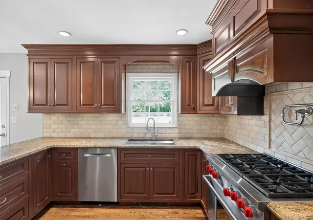 4th image of 2718 Quaker Church Rd, Somers, NY 10598 | MLS# 1035095