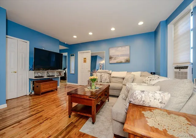 Photo 3 of Condo for sale at 25 W Broadway #417, Long Beach, NY 11561 | MLS# 1035101 | Listing updated on 2026-08-11