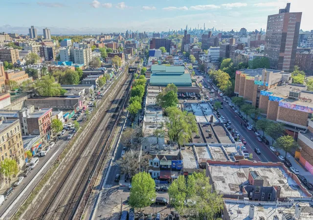 6th image of 416 E 182nd St, New York, NY 10457 | MLS# 1035124