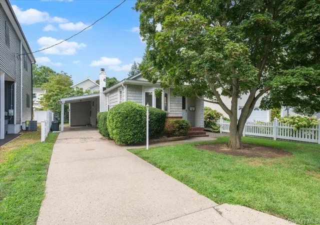 Photo 2 of Sale Pending at 1915 Carroll Ave, Hempstead, NY 11566 | MLS# 1035147 | Listing updated on 2026-09-19