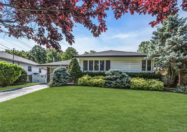 Photo 2 of Sale Pending at 24 Lewis Ln, North Hempstead, NY 11050 | MLS# 1035165 | Listing updated on 2026-08-21