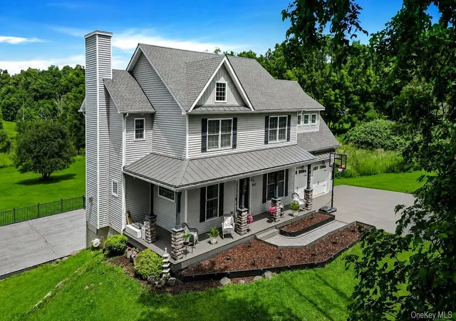 3rd image of 643 Ridgebury Rd, Wawayanda, NY 10973 | MLS# 1035170