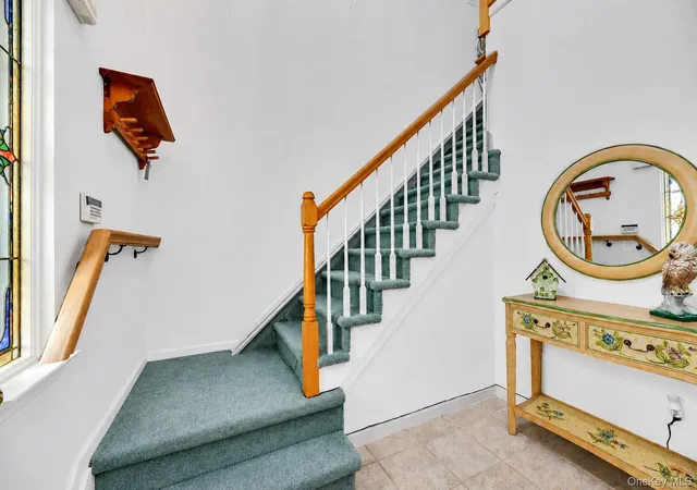 Listing Photo 4 - Condo for sale in building located at 533 Highland Ct, Brookhaven, NY 11955